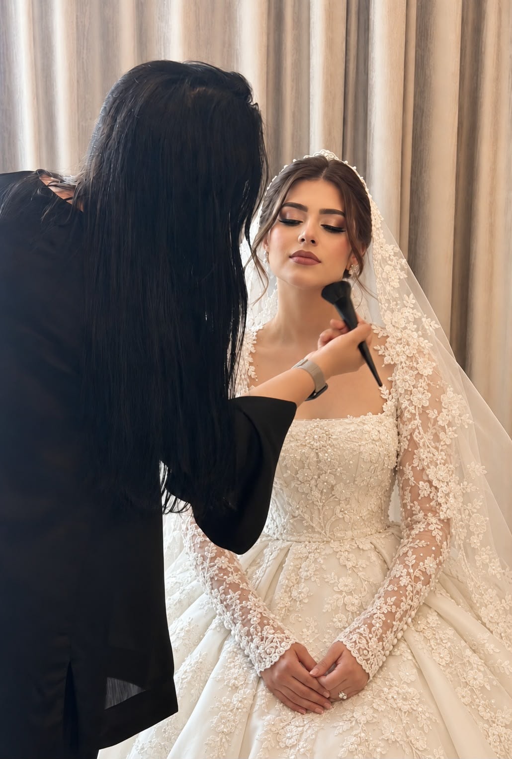 Modern Bride (Western Style) 