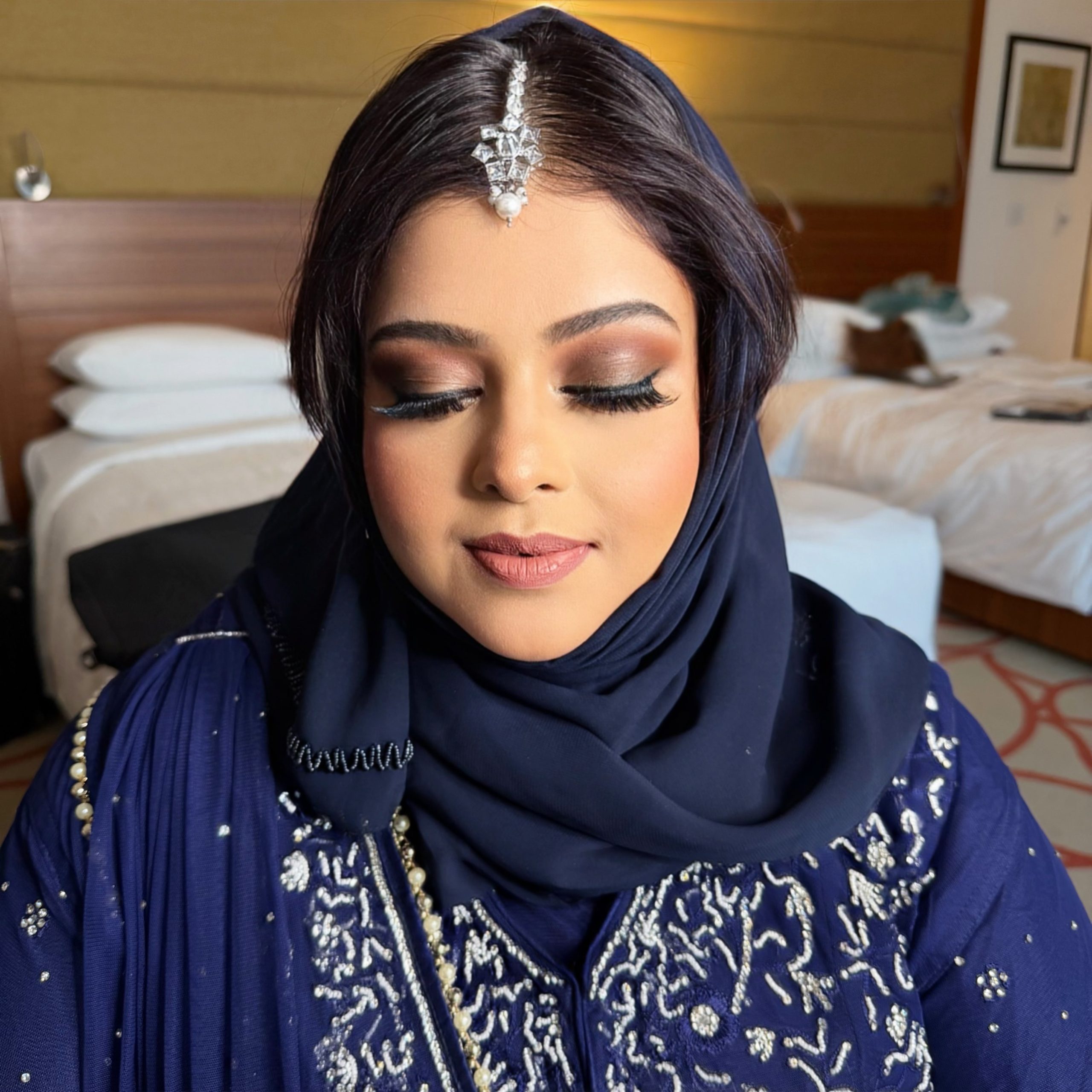 Tips for Hair Makeup – Theme Dark
